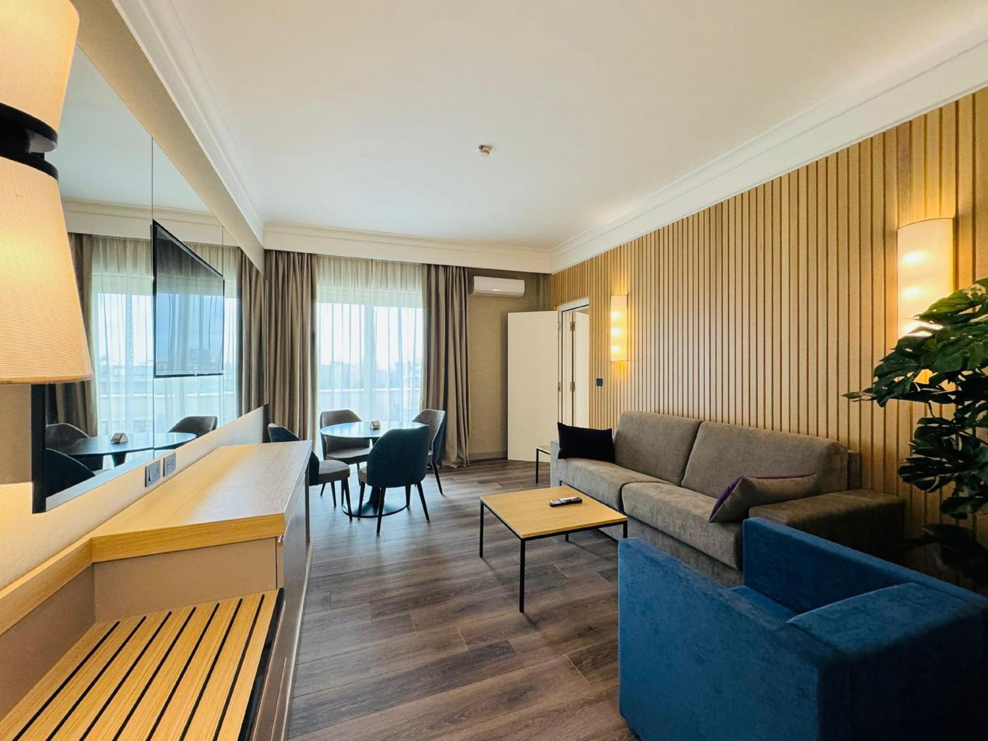 Crowne Plaza Rome St. Peter'S By Ihg Hotel Екстериор снимка