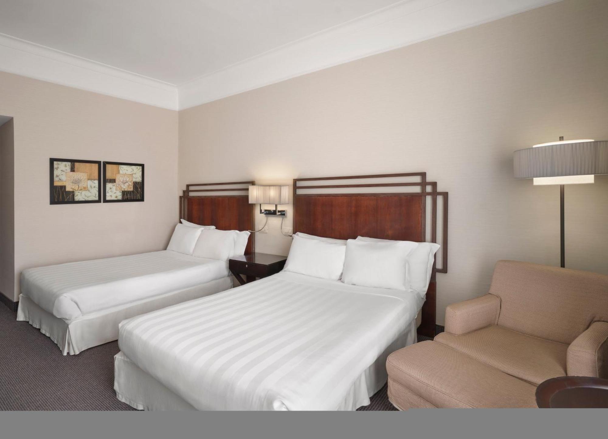 Crowne Plaza Rome St. Peter'S By Ihg Hotel Екстериор снимка