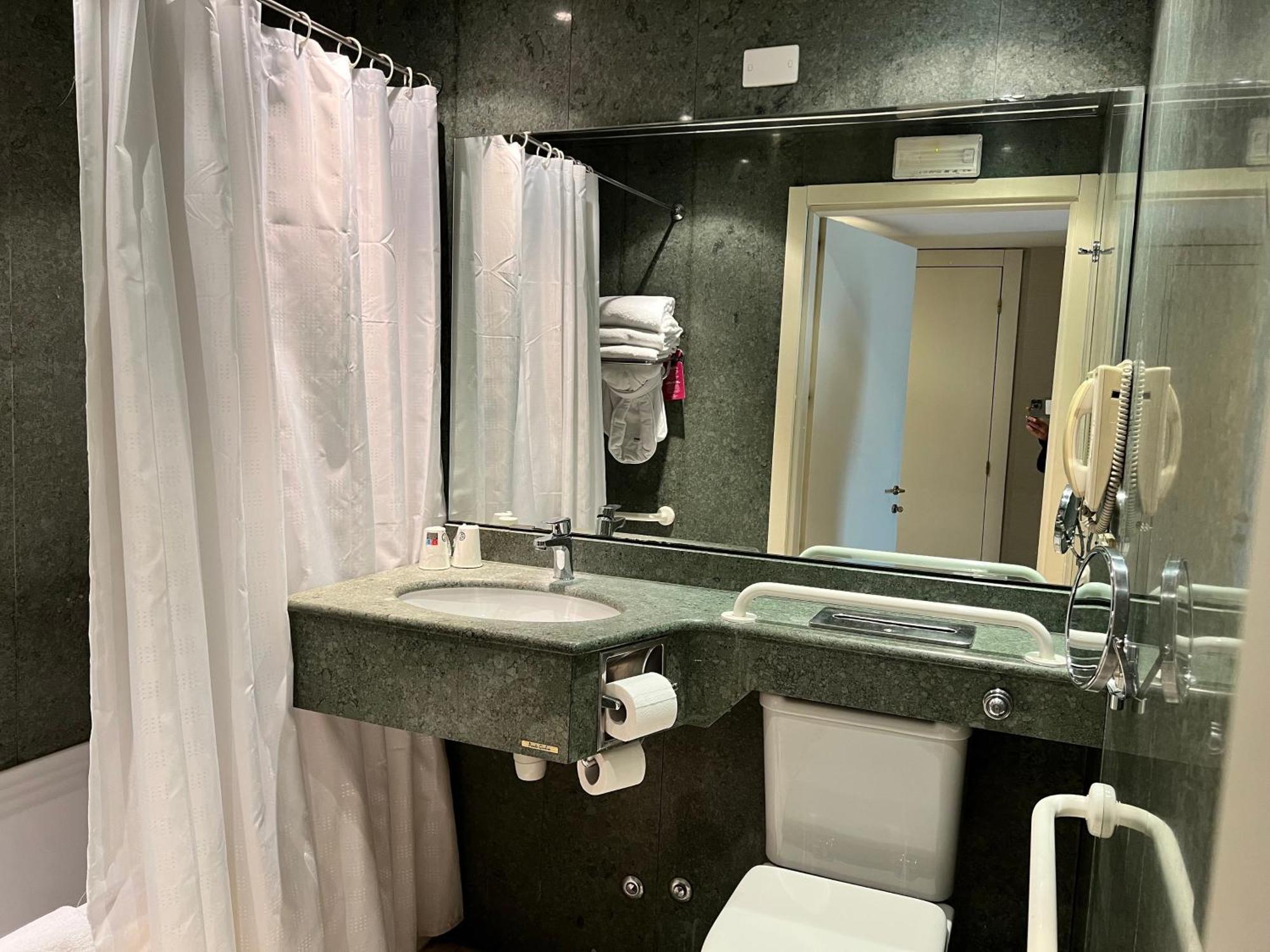 Crowne Plaza Rome St. Peter'S By Ihg Hotel Екстериор снимка